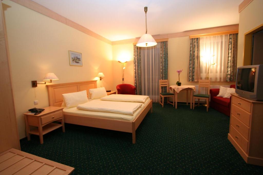 Hotel Waldesruh Goestling an der Ybbs Room photo